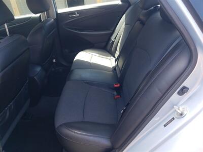 2013 Hyundai Sonata SE 2.0T - Photo 9 - Madison, OH 44057