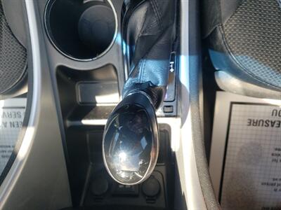 2013 Hyundai Sonata SE 2.0T - Photo 19 - Madison, OH 44057