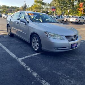 2009 Lexus ES 350   - Photo 3 - Madison, OH 44057