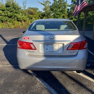 2009 Lexus ES 350   - Photo 5 - Madison, OH 44057