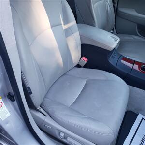 2009 Lexus ES 350   - Photo 16 - Madison, OH 44057