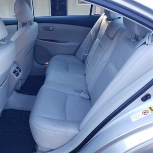 2009 Lexus ES 350   - Photo 10 - Madison, OH 44057