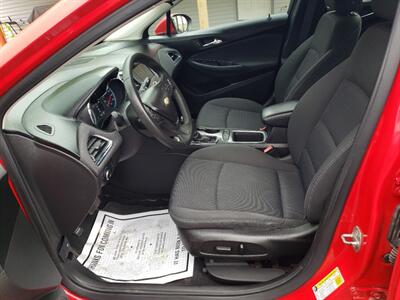 2016 Chevrolet Cruze LT Auto - Photo 8 - Madison, OH 44057