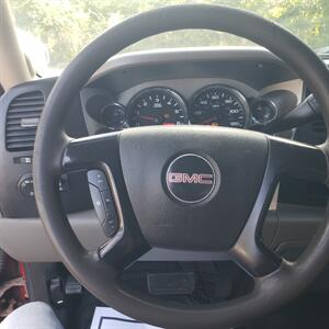 2007 GMC Sierra 2500HD   - Photo 13 - Madison, OH 44057