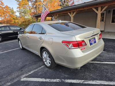 2012 Lexus ES 350 - Photo 6 - Madison, OH 44057
