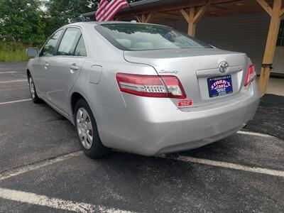 2010 Toyota Camry LE - Photo 6 - Madison, OH 44057
