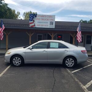 2010 Toyota Camry LE - Photo 7 - Madison, OH 44057