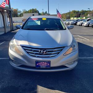 2013 Hyundai SONATA SE 2.0T   - Photo 2 - Madison, OH 44057