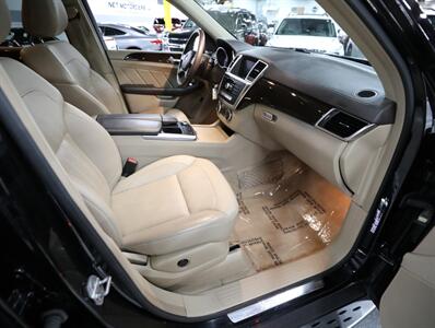 2015 Mercedes-Benz GL 450 4MATIC   - Photo 16 - Addison, IL 60101