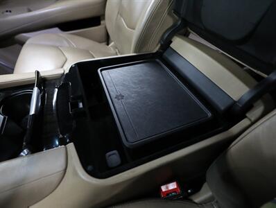 2018 Cadillac Escalade ESV Platinum 4X4   - Photo 49 - Addison, IL 60101