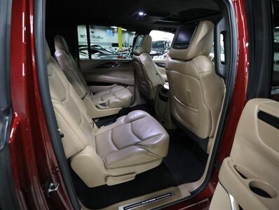 2018 Cadillac Escalade ESV Platinum 4X4   - Photo 20 - Addison, IL 60101