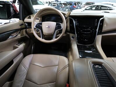 2018 Cadillac Escalade ESV Platinum 4X4   - Photo 34 - Addison, IL 60101