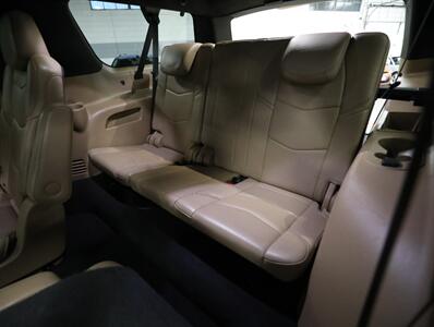 2018 Cadillac Escalade ESV Platinum 4X4   - Photo 29 - Addison, IL 60101