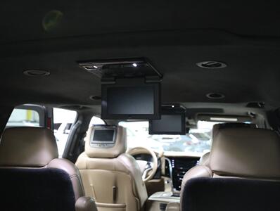 2018 Cadillac Escalade ESV Platinum 4X4   - Photo 28 - Addison, IL 60101