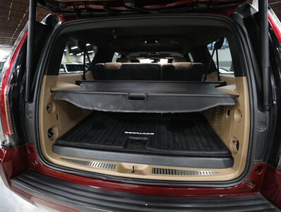 2018 Cadillac Escalade ESV Platinum 4X4   - Photo 24 - Addison, IL 60101