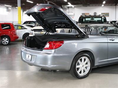 2008 Chrysler Sebring Touring   - Photo 22 - Addison, IL 60101