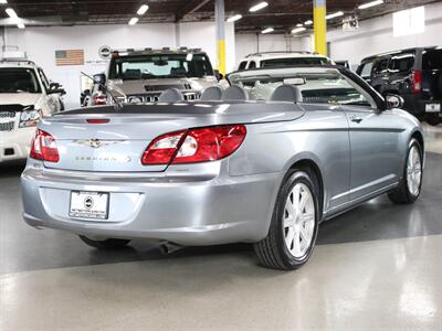 2008 Chrysler Sebring Touring   - Photo 8 - Addison, IL 60101