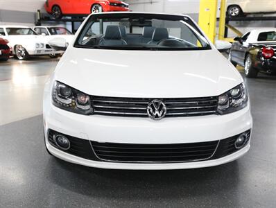 2014 Volkswagen Eos Executive SULEV - Photo 6 - Addison, IL 60101