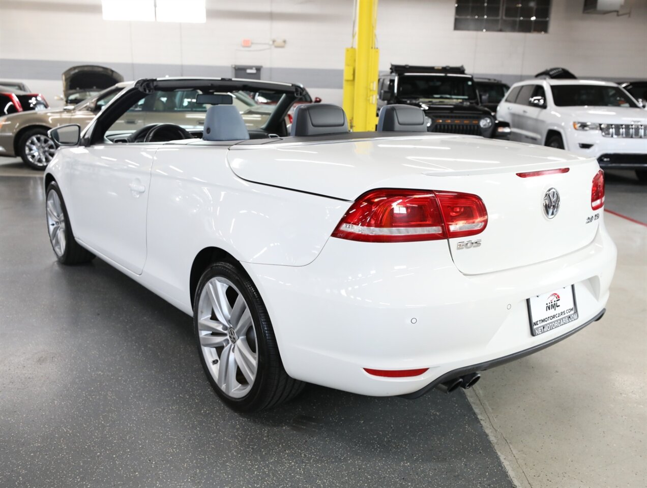 2014 Volkswagen Eos Executive SULEV - Photo 14 - Addison, IL 60101
