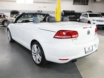 2014 Volkswagen Eos Executive SULEV - Photo 14 - Addison, IL 60101