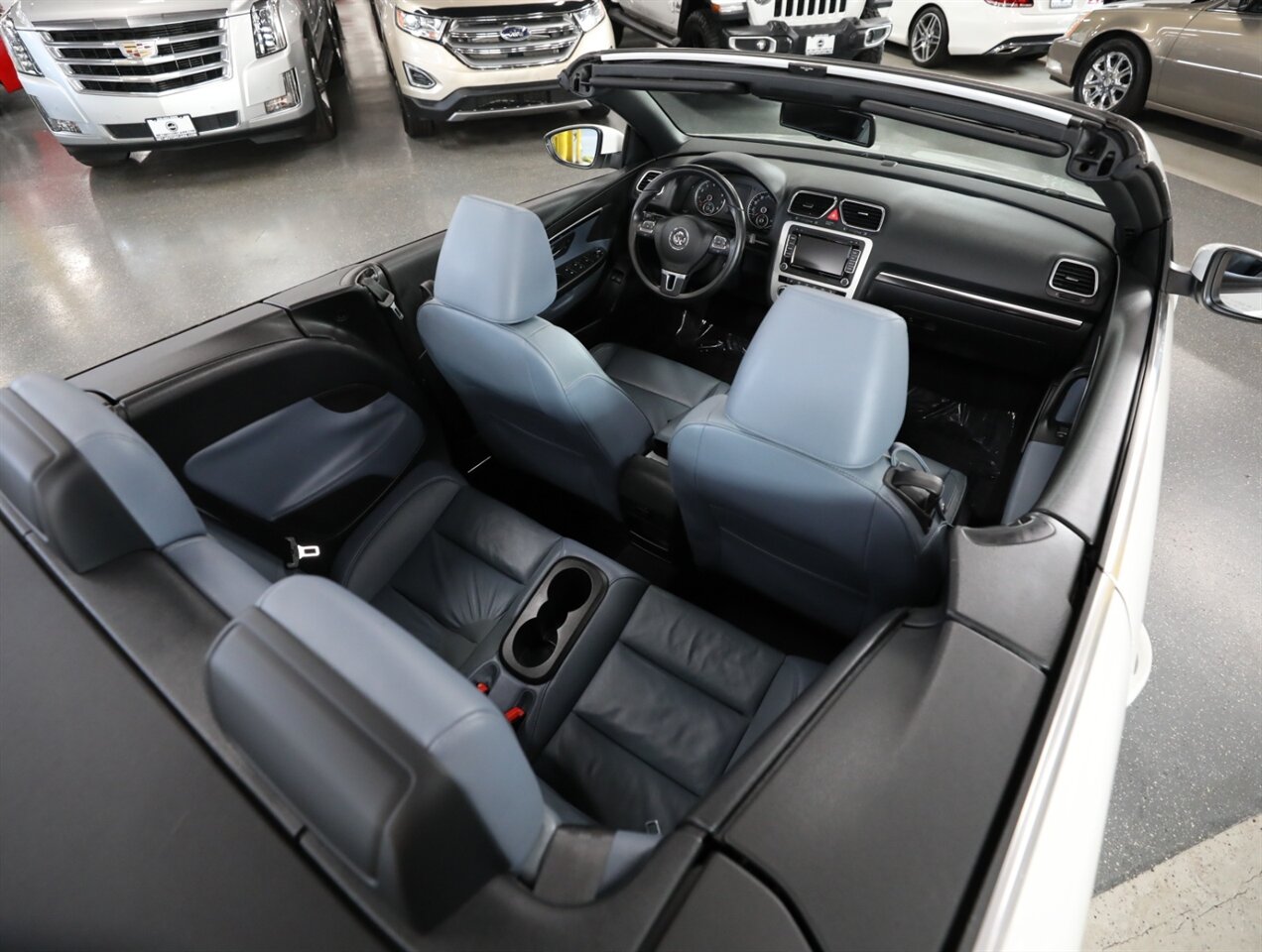 2014 Volkswagen Eos Executive SULEV - Photo 17 - Addison, IL 60101