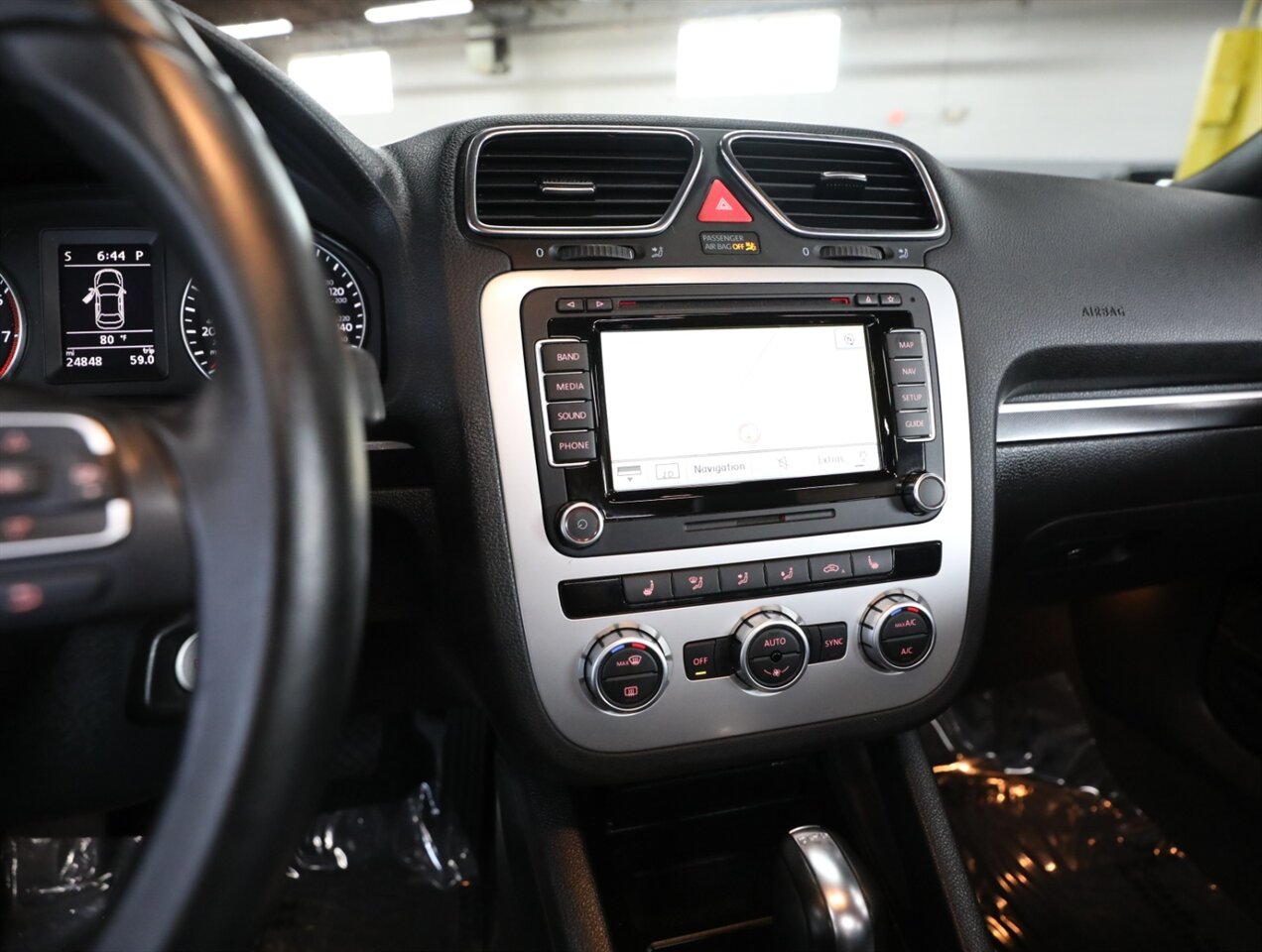 2014 Volkswagen Eos Executive SULEV - Photo 30 - Addison, IL 60101