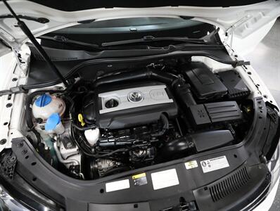 2014 Volkswagen Eos Executive SULEV - Photo 52 - Addison, IL 60101