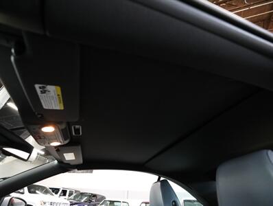 2014 Volkswagen Eos Executive SULEV - Photo 44 - Addison, IL 60101