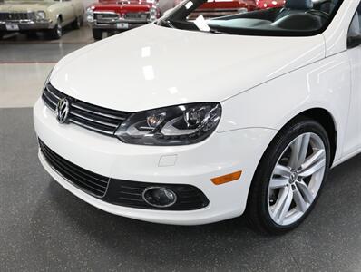 2014 Volkswagen Eos Executive SULEV - Photo 3 - Addison, IL 60101