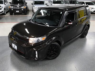 2015 Scion xB   - Photo 2 - Addison, IL 60101