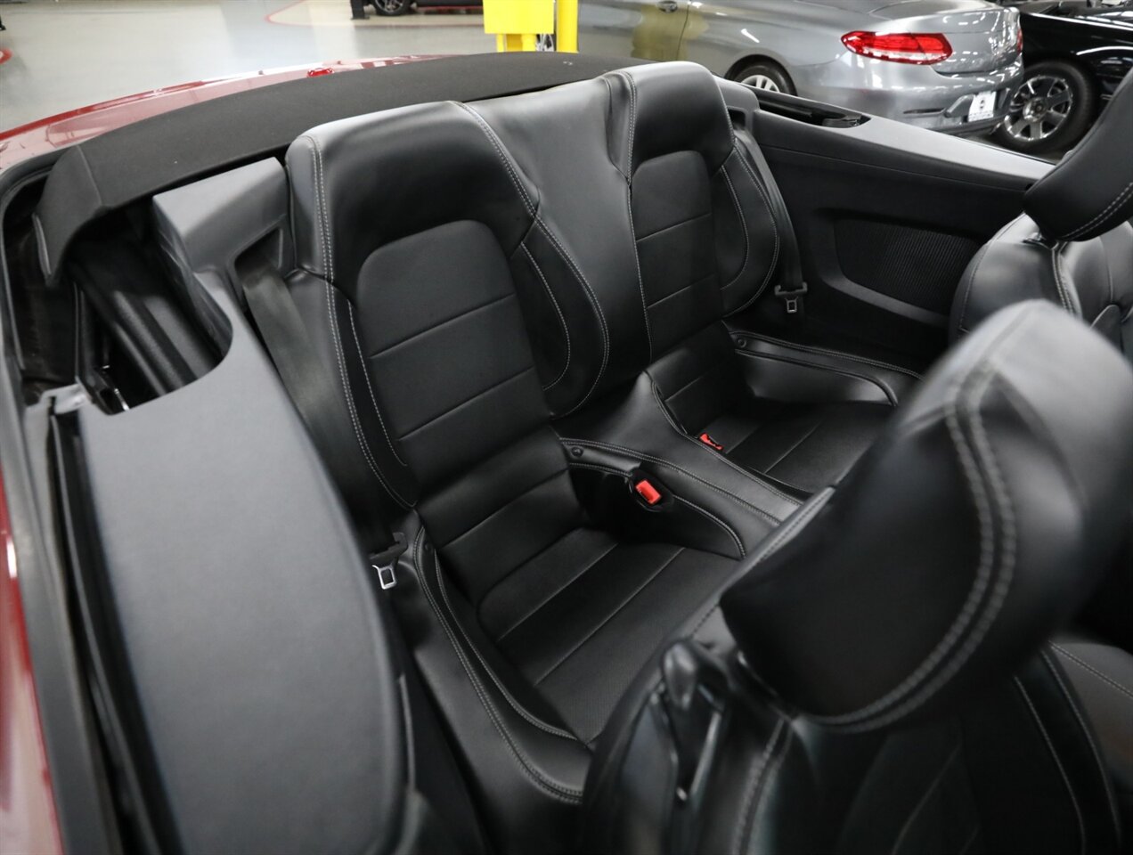 2020 Ford Mustang GT Premium - Photo 21 - Addison, IL 60101