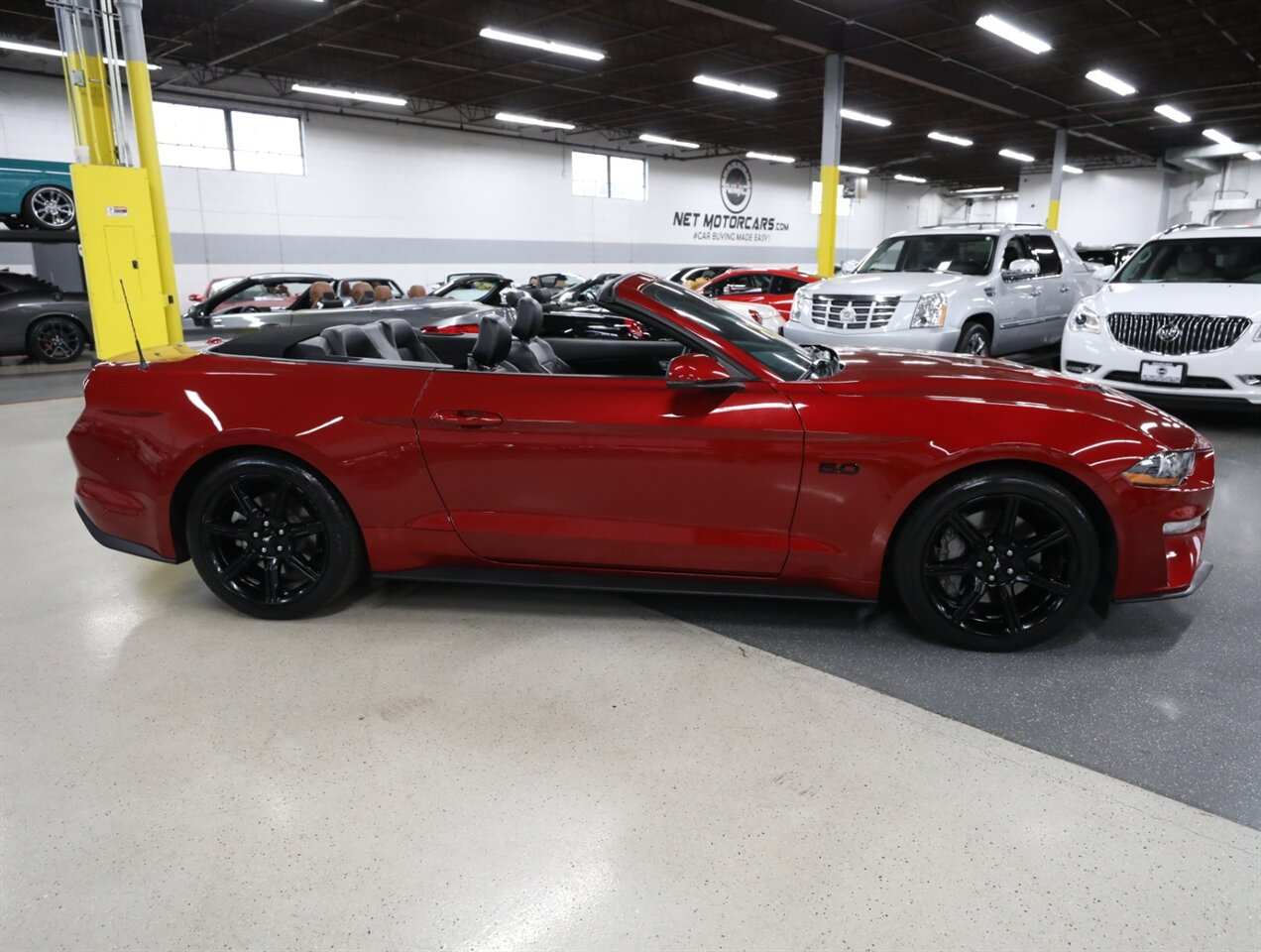 2020 Ford Mustang GT Premium - Photo 10 - Addison, IL 60101
