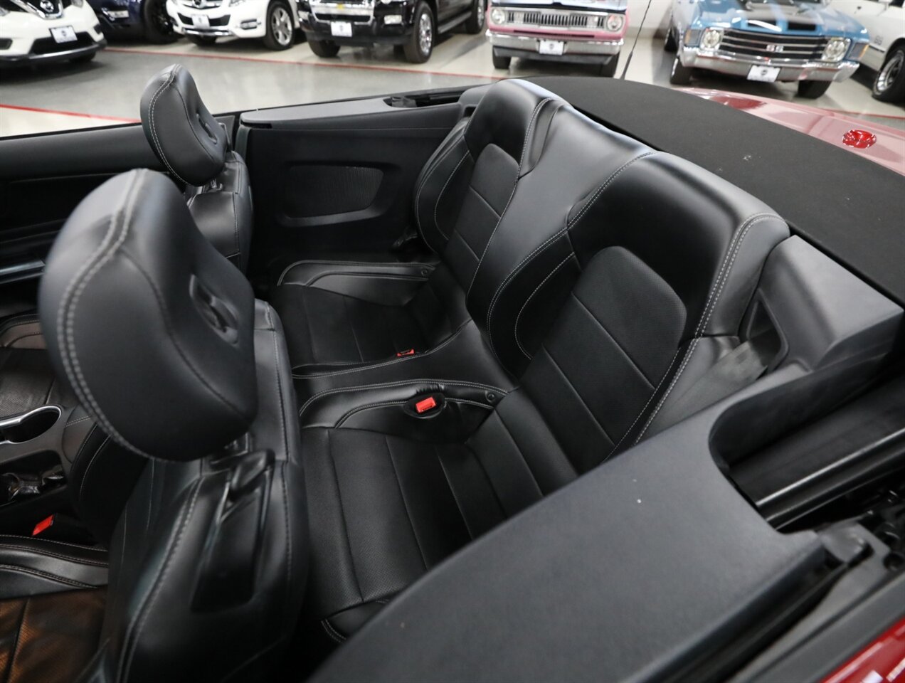 2020 Ford Mustang GT Premium - Photo 23 - Addison, IL 60101