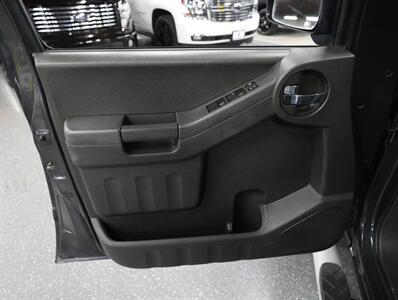 2015 Nissan Xterra PRO-4X   - Photo 29 - Addison, IL 60101