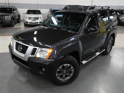 2015 Nissan Xterra PRO-4X   - Photo 2 - Addison, IL 60101