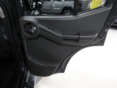 2015 Nissan Xterra PRO-4X   - Photo 21 - Addison, IL 60101