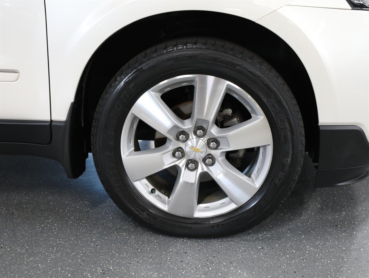 2015 Chevrolet Traverse LTZ AWD - Photo 51 - Addison, IL 60101