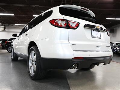 2015 Chevrolet Traverse LTZ AWD - Photo 13 - Addison, IL 60101