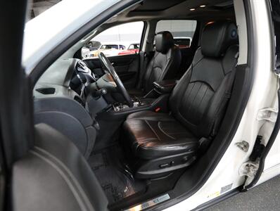 2015 Chevrolet Traverse LTZ AWD - Photo 36 - Addison, IL 60101