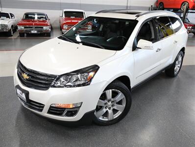 2015 Chevrolet Traverse LTZ AWD - Photo 2 - Addison, IL 60101
