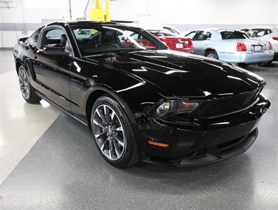 2012 Ford Mustang GT Premium   - Photo 8 - Addison, IL 60101