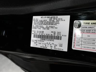 2012 Ford Mustang GT Premium   - Photo 36 - Addison, IL 60101