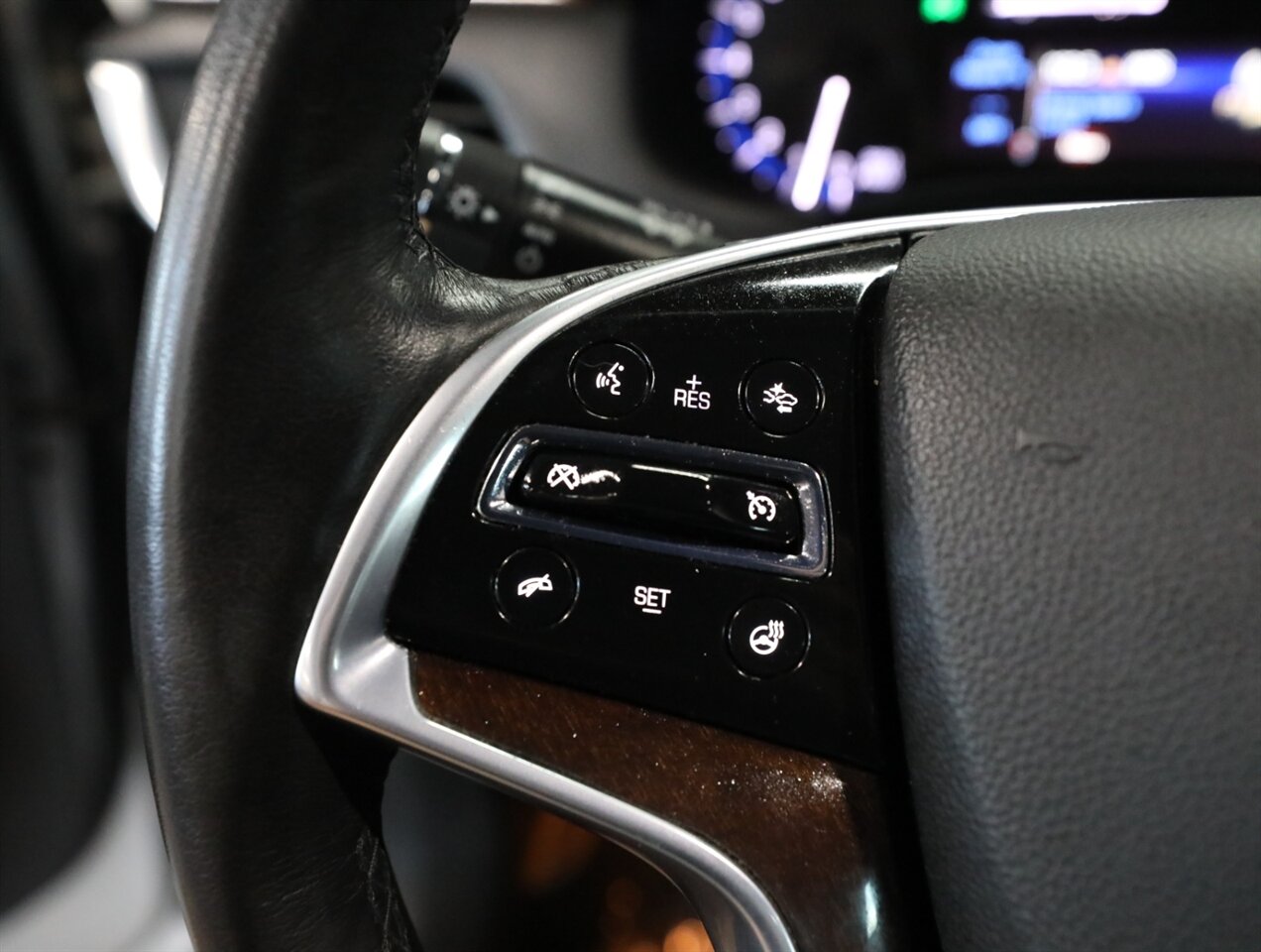 2016 Cadillac XTS Luxury - Photo 39 - Addison, IL 60101