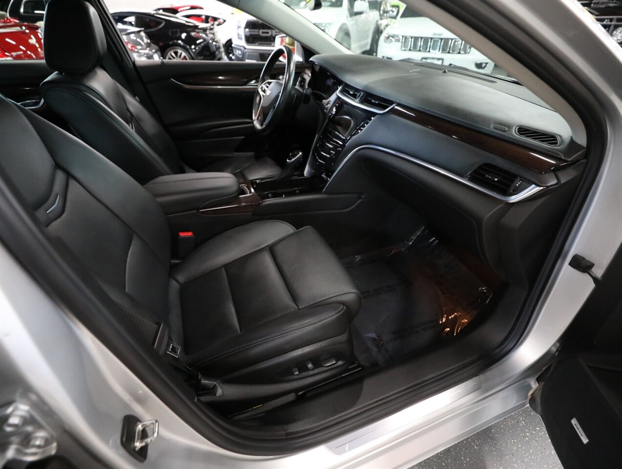 2016 Cadillac XTS Luxury - Photo 17 - Addison, IL 60101