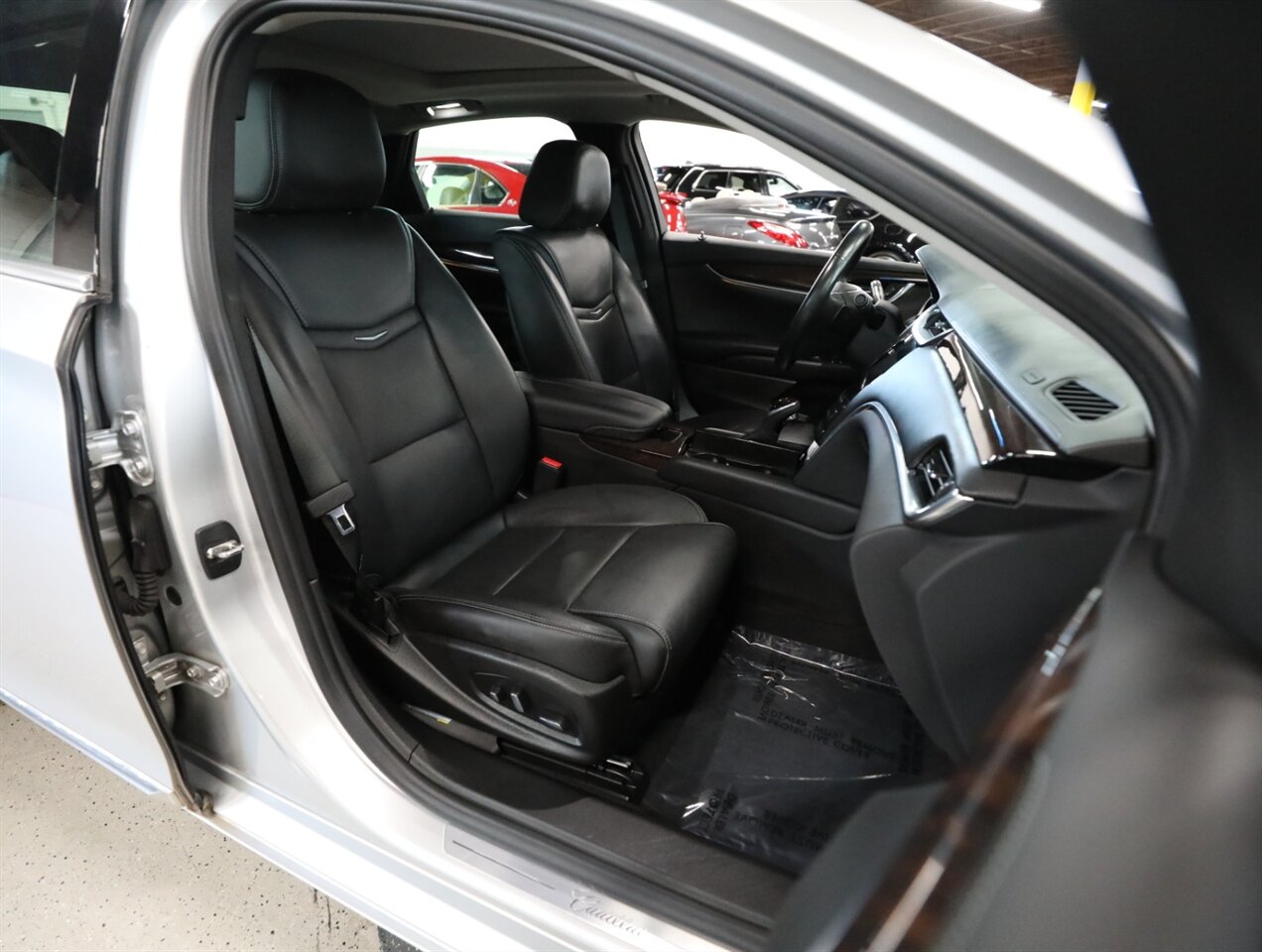 2016 Cadillac XTS Luxury - Photo 18 - Addison, IL 60101