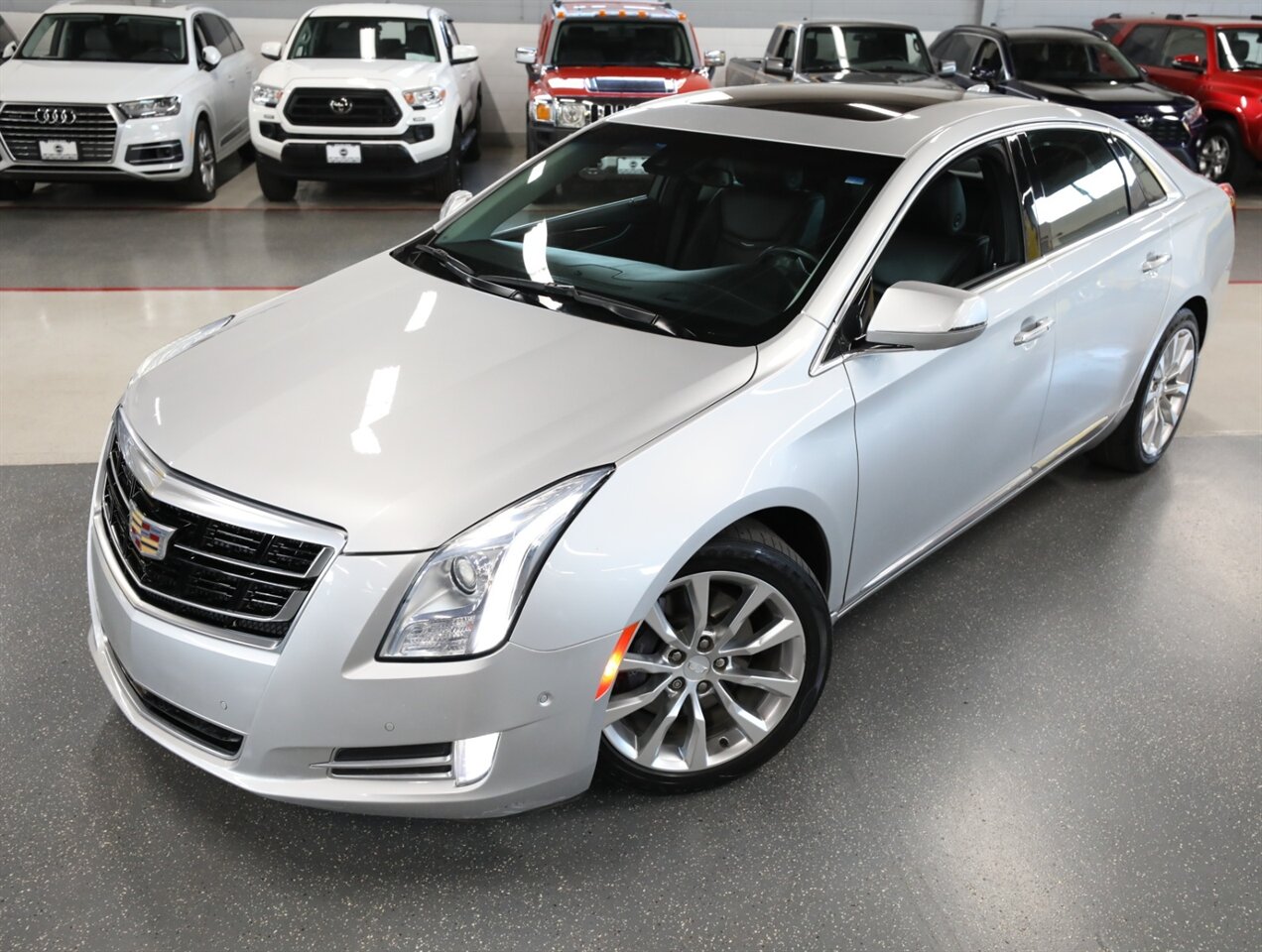 2016 Cadillac XTS Luxury - Photo 2 - Addison, IL 60101