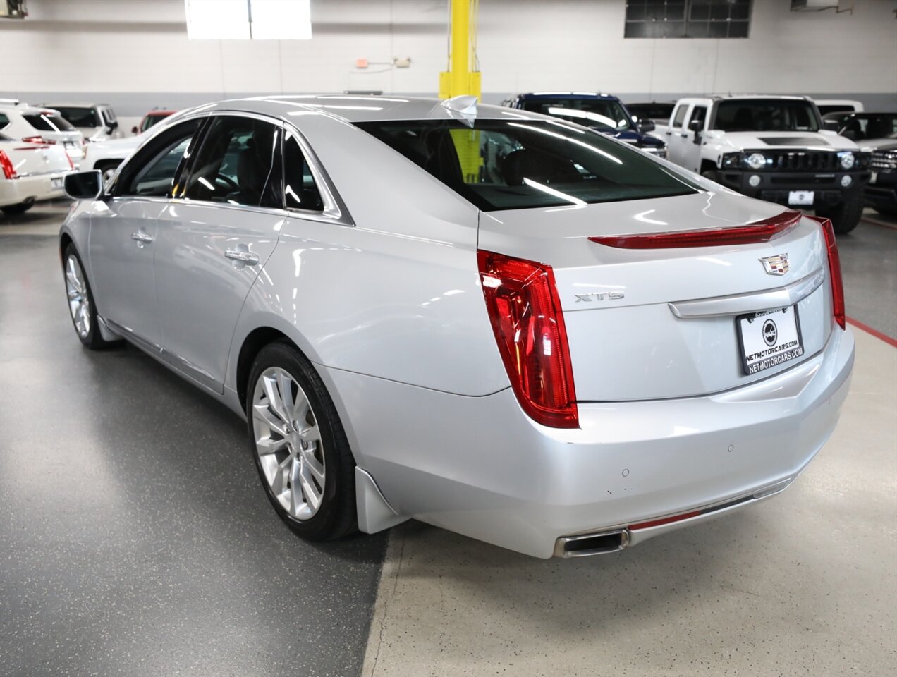 2016 Cadillac XTS Luxury - Photo 13 - Addison, IL 60101