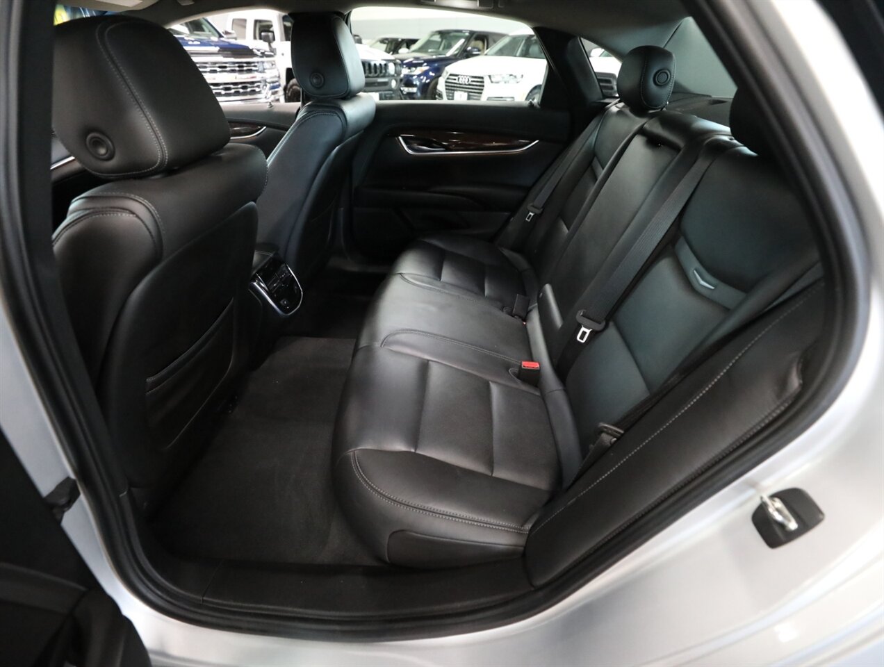 2016 Cadillac XTS Luxury - Photo 25 - Addison, IL 60101
