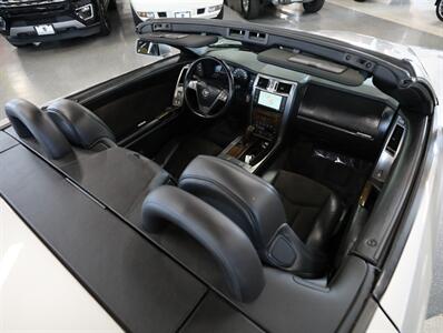 2006 Cadillac XLR-V   - Photo 18 - Addison, IL 60101