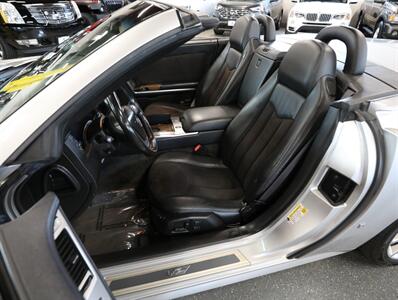 2006 Cadillac XLR-V   - Photo 27 - Addison, IL 60101